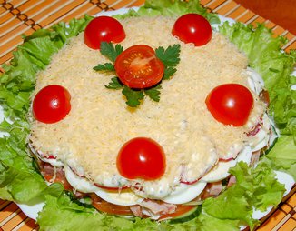 Салатный торт